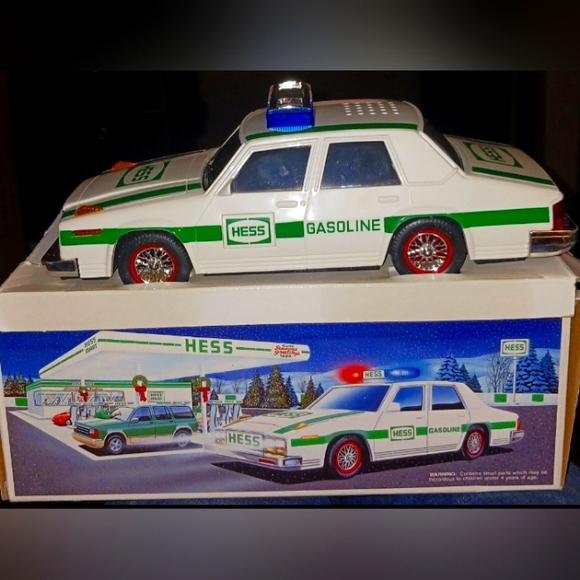 Vintage 1993 HESS Petroleum Patrol Car (near mint condition) - Picture 2 of 7